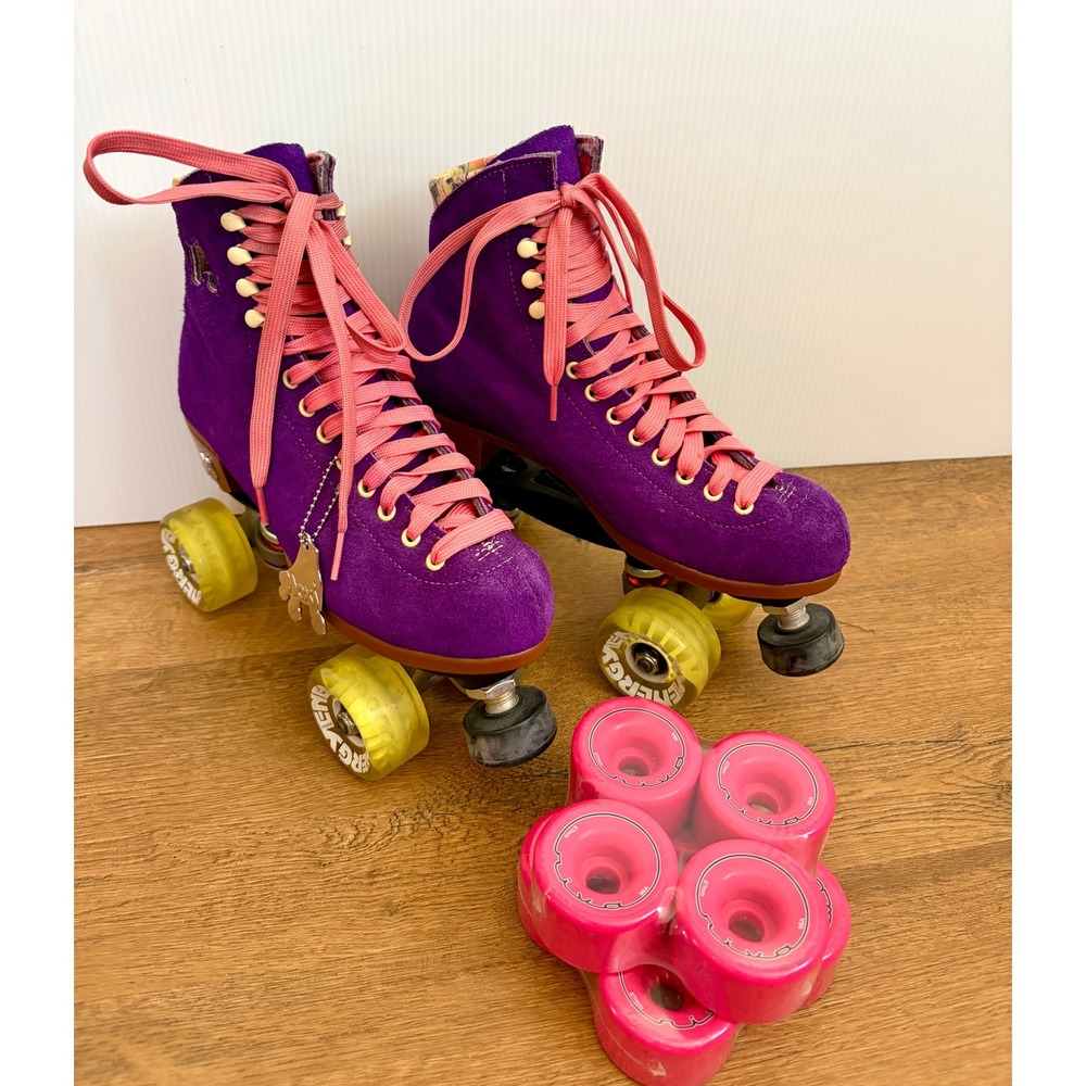 NWOT Moxi Lolly Women's 8–8.5 / Moxi 7 Taffy Purple Suede Quad Roller Skates